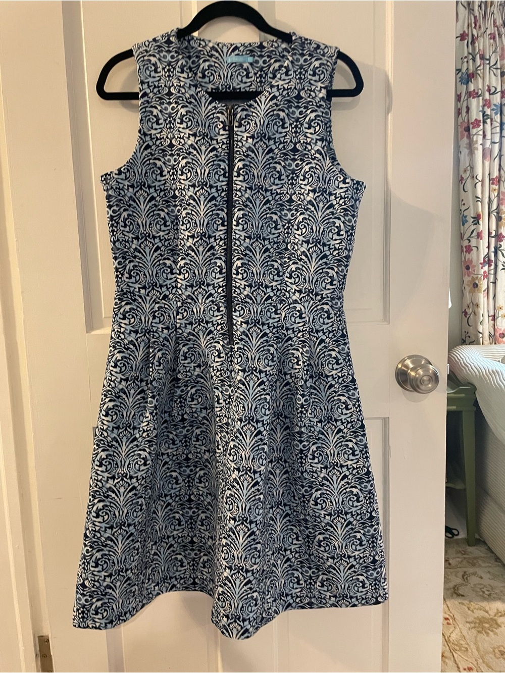 J. McLaughlin Navy and White Sleeveless Fit-and-Flare Midi Dress